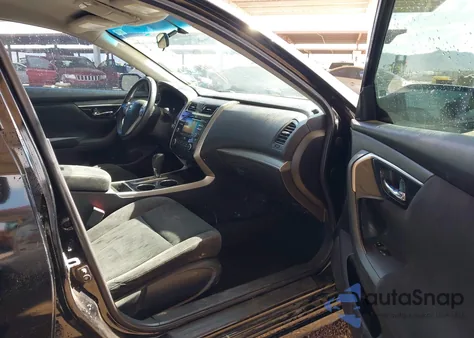 2014 Nissan Altima 2.5 S из США, поврежденный, VIN 1N4AL3AP4EC322791